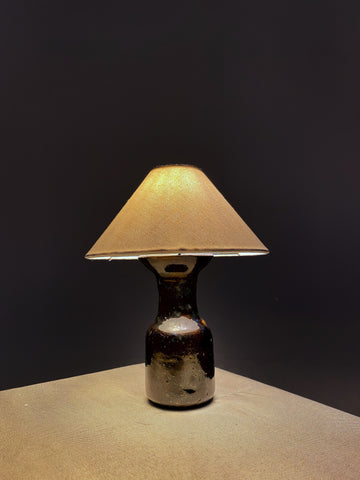 Lampara de mesa y