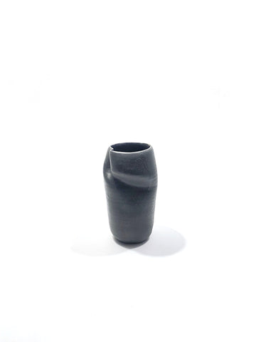 Jarrón negro mate